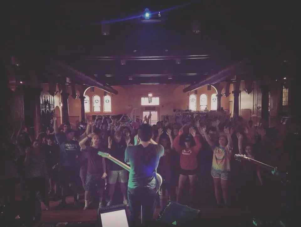 4th Point performing live (22)