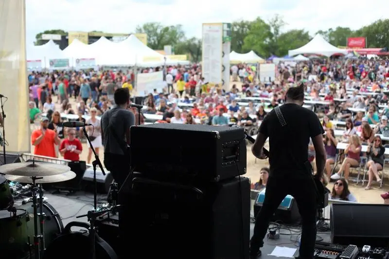 4th Point performing live (8)