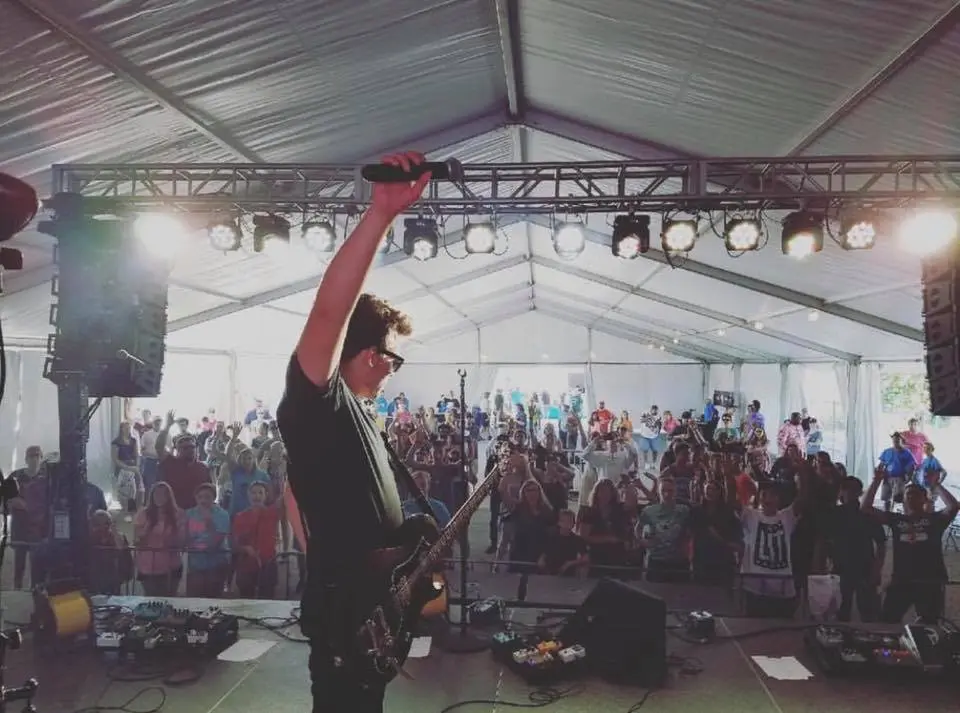4th Point performing live (17)